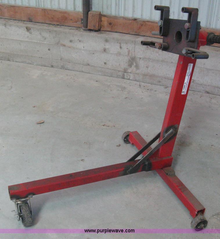 image for item G9865 Rolling engine stand