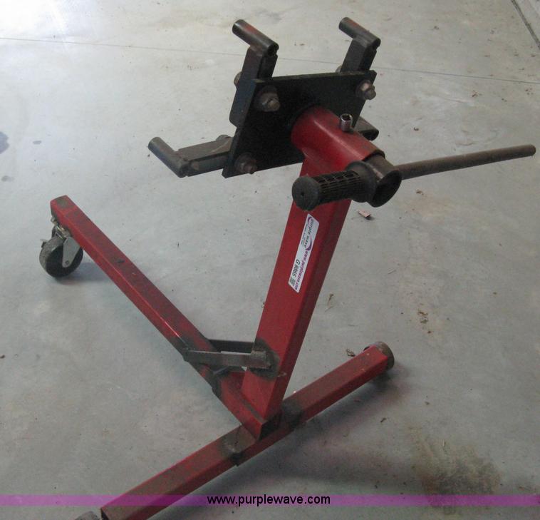 image for item G9865 Rolling engine stand