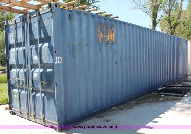 image for item L9683 2002 2690 Co-FT 40' storage container