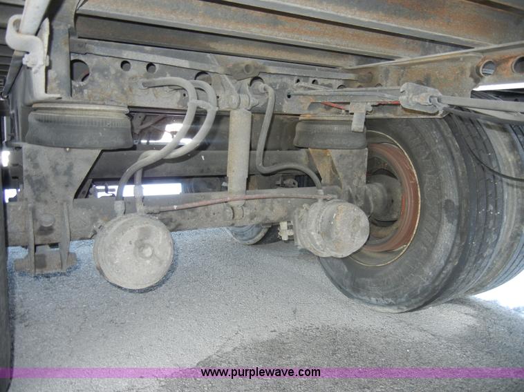 image for item A3486 1999 Wabash 53' reefer trailer