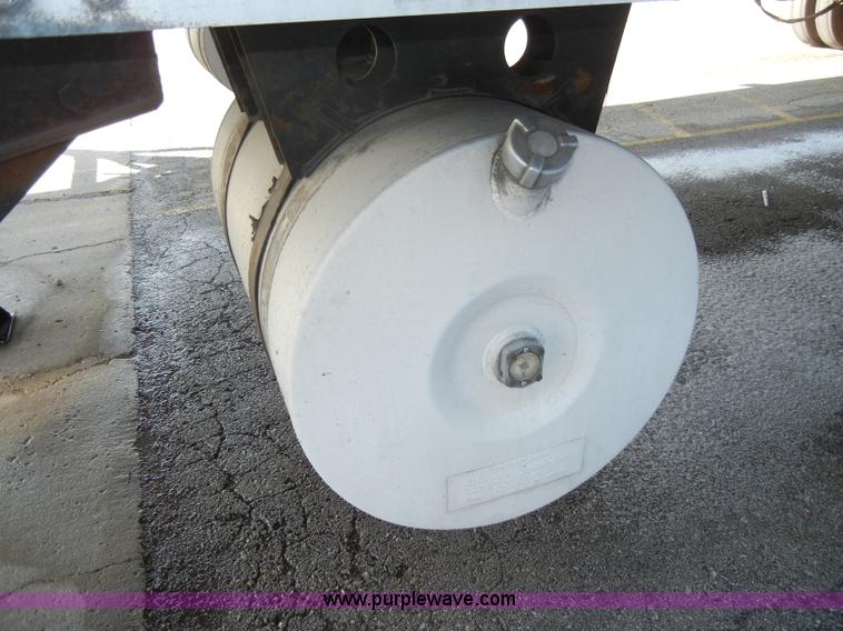 image for item A3486 1999 Wabash 53' reefer trailer