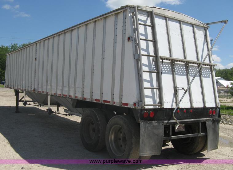 image for item A6321 1992 Merritt hopper bottom trailer