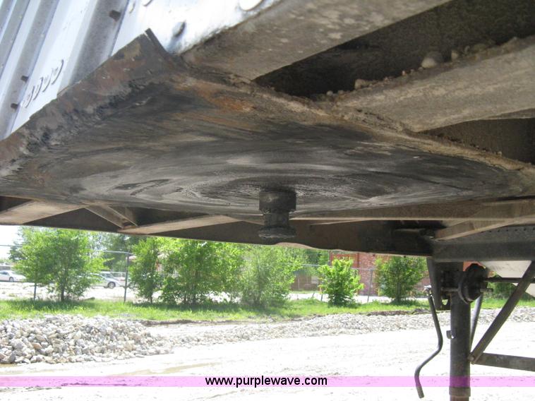 image for item A6321 1992 Merritt hopper bottom trailer