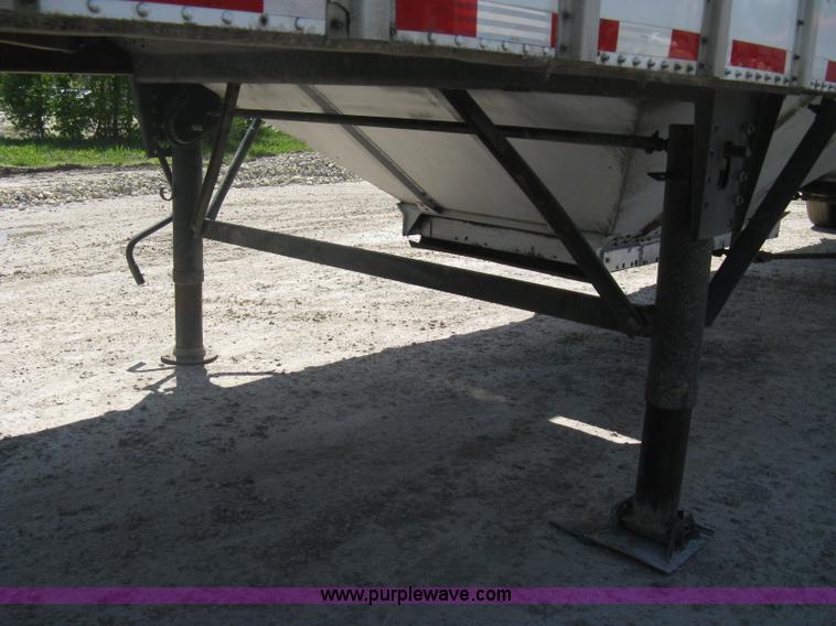 image for item A6321 1992 Merritt hopper bottom trailer