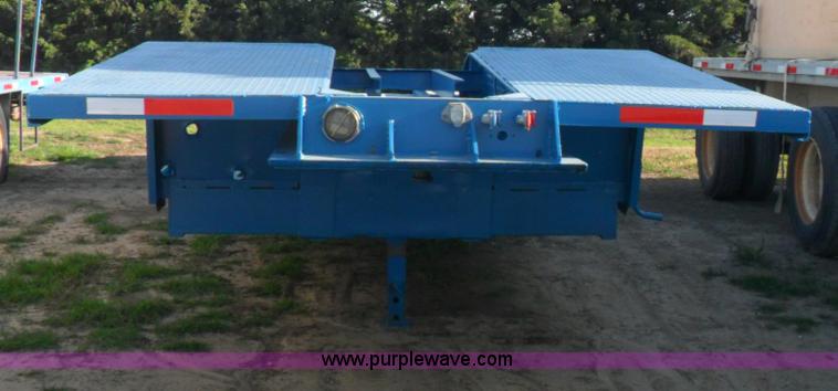 image for item B1195 1953 25 ton drop deck semi trailer