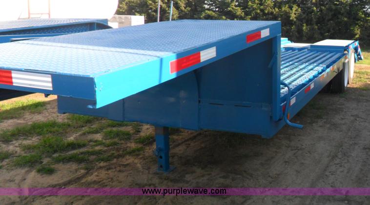 image for item B1195 1953 25 ton drop deck semi trailer