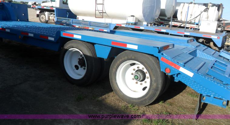 image for item B1195 1953 25 ton drop deck semi trailer