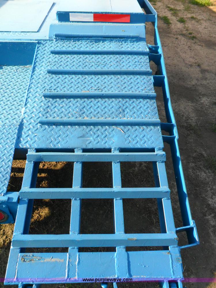 image for item B1195 1953 25 ton drop deck semi trailer