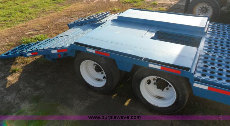 image for item B1195 1953 25 ton drop deck semi trailer