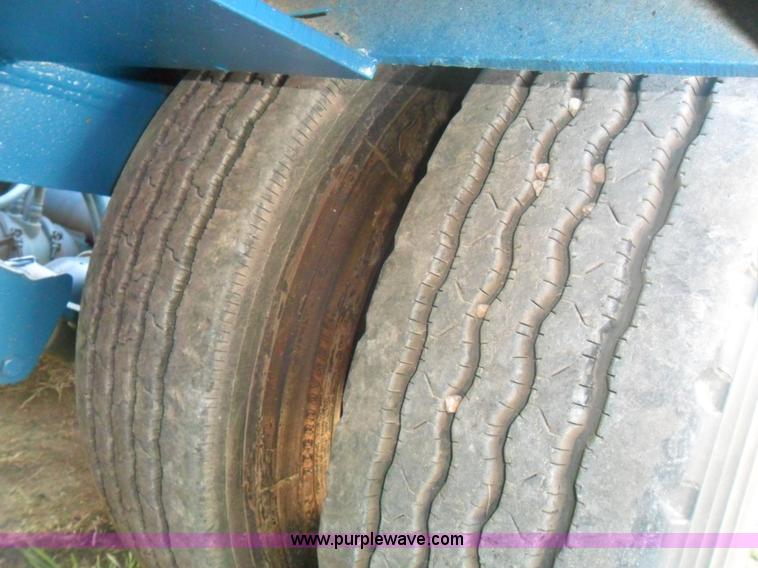 image for item B1195 1953 25 ton drop deck semi trailer