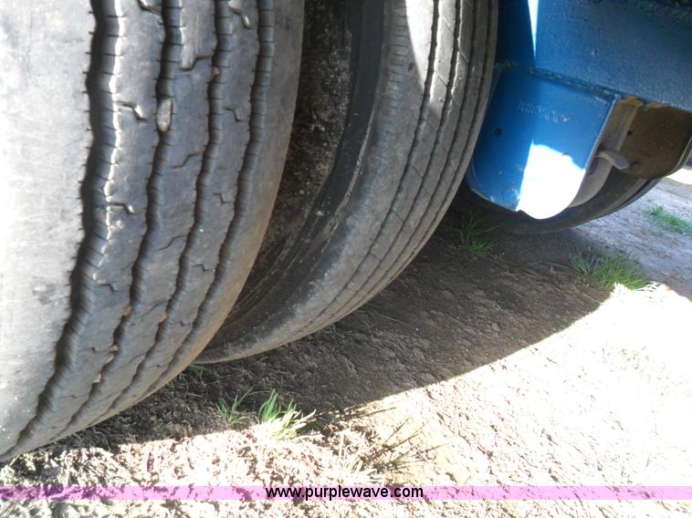 image for item B1195 1953 25 ton drop deck semi trailer