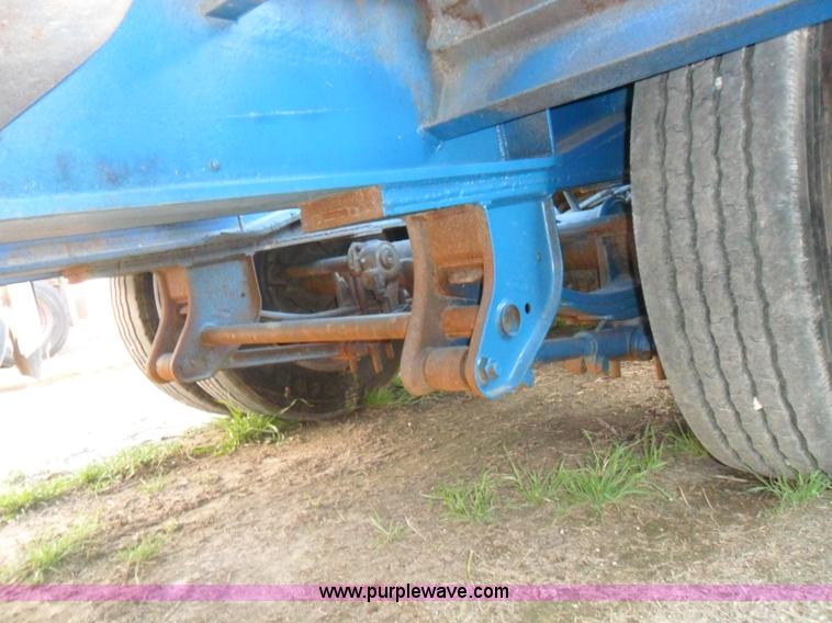 image for item B1195 1953 25 ton drop deck semi trailer