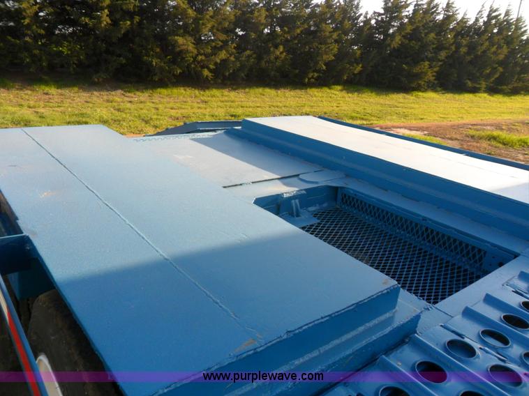 image for item B1195 1953 25 ton drop deck semi trailer