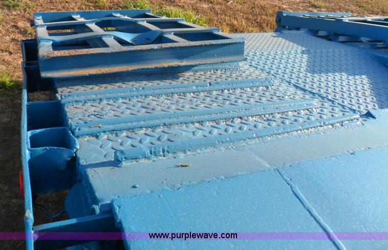 image for item B1195 1953 25 ton drop deck semi trailer