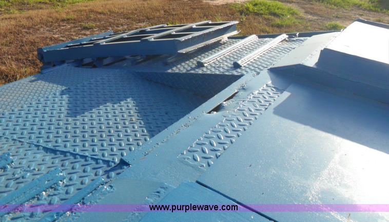 image for item B1195 1953 25 ton drop deck semi trailer