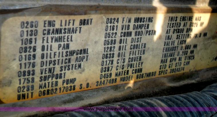 image for item B1196 1995 White/volvo WIA semi truck