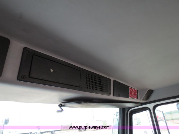 image for item B2279 1999 Freightliner FL80 semi truck