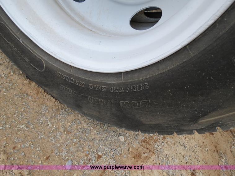 image for item B2279 1999 Freightliner FL80 semi truck