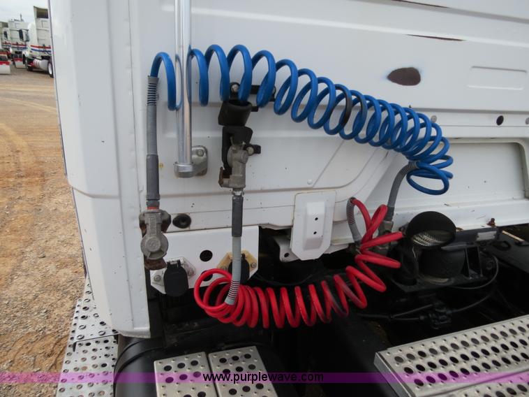 image for item B2279 1999 Freightliner FL80 semi truck