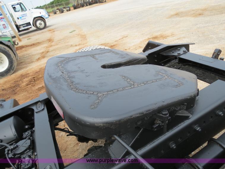 image for item B2279 1999 Freightliner FL80 semi truck