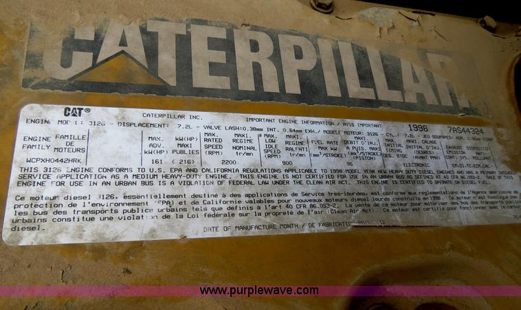 image for item B2280 1999 GMC C6500 refrigerator box truck