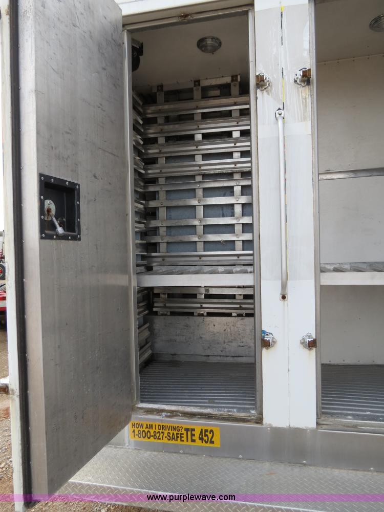 image for item B2280 1999 GMC C6500 refrigerator box truck