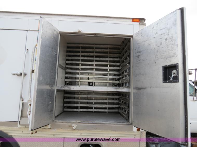 image for item B2280 1999 GMC C6500 refrigerator box truck