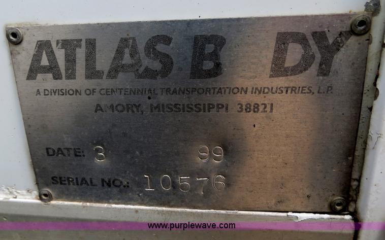 image for item B2280 1999 GMC C6500 refrigerator box truck