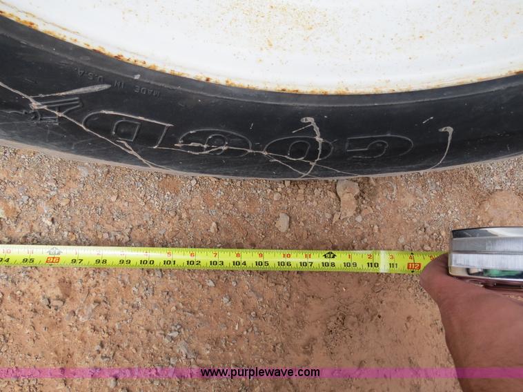 image for item B2286 Ottawa yard tractor