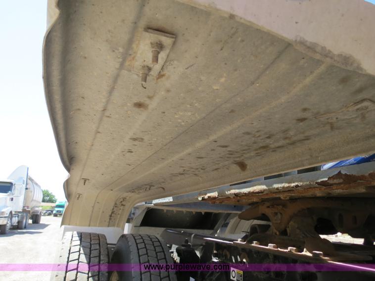 image for item B2293 1984 Fruehauf 42' aluminum pneumatic dry bulk trailer