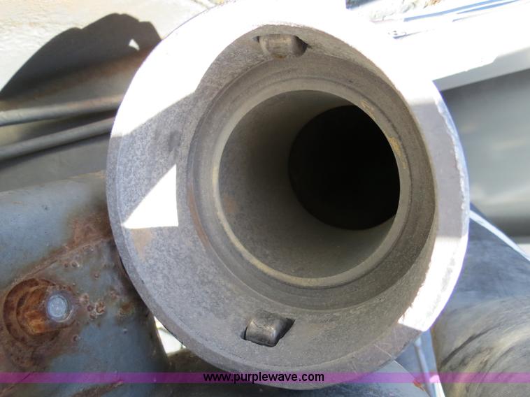 image for item B2293 1984 Fruehauf 42' aluminum pneumatic dry bulk trailer