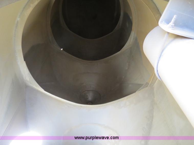 image for item B2293 1984 Fruehauf 42' aluminum pneumatic dry bulk trailer