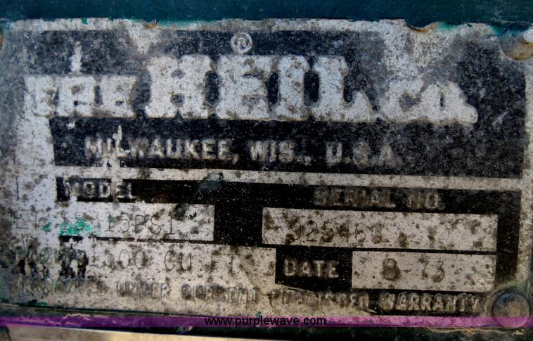 image for item B2294 1973 Heil 40' aluminum pneumatic dry bulk trailer