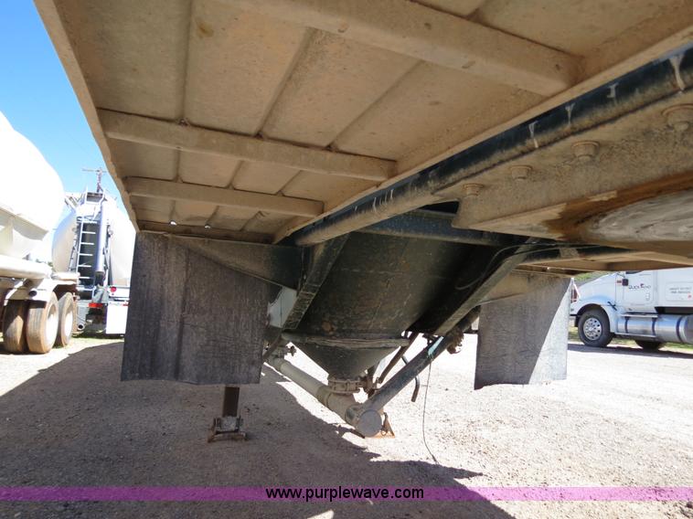 image for item B2294 1973 Heil 40' aluminum pneumatic dry bulk trailer