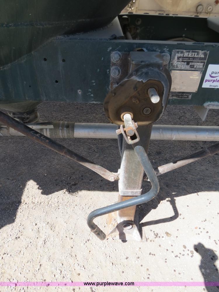 image for item B2294 1973 Heil 40' aluminum pneumatic dry bulk trailer