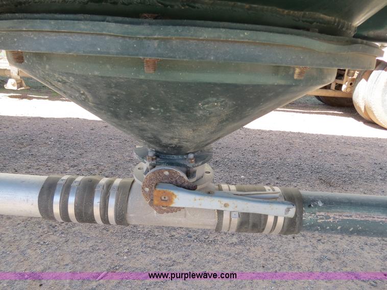 image for item B2294 1973 Heil 40' aluminum pneumatic dry bulk trailer