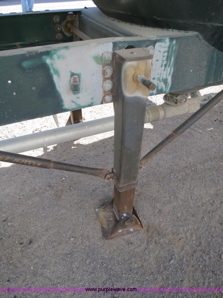 image for item B2294 1973 Heil 40' aluminum pneumatic dry bulk trailer