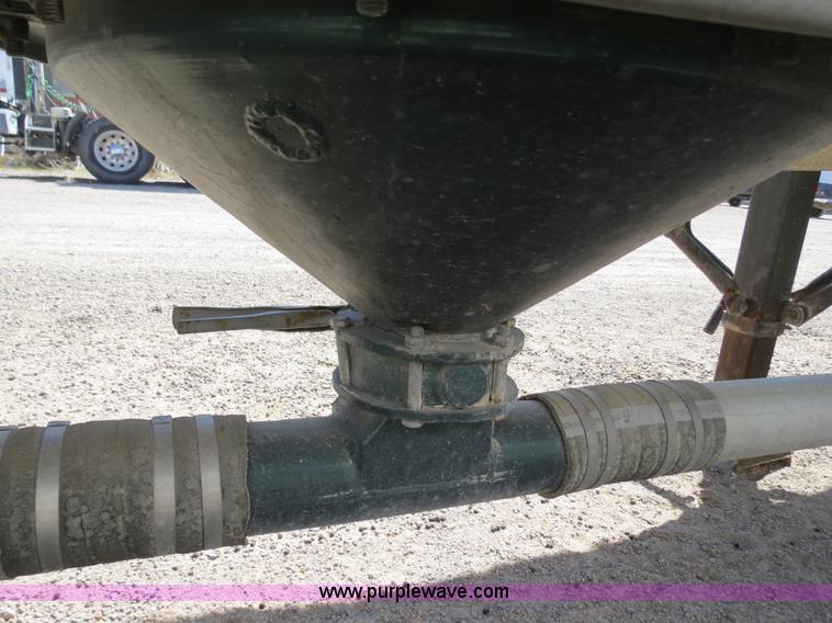 image for item B2294 1973 Heil 40' aluminum pneumatic dry bulk trailer