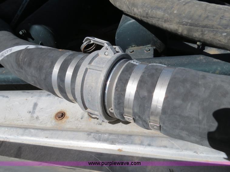 image for item B2294 1973 Heil 40' aluminum pneumatic dry bulk trailer