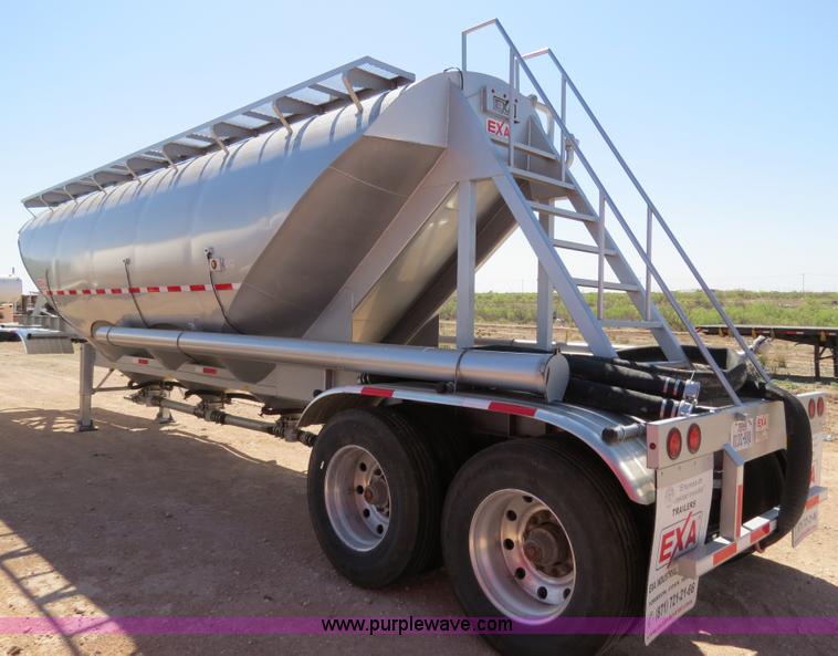 image for item B2297 2011 EXA 42' pneumatic dry bulk trailer