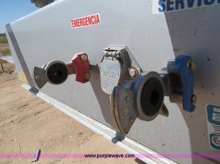 image for item B2297 2011 EXA 42' pneumatic dry bulk trailer