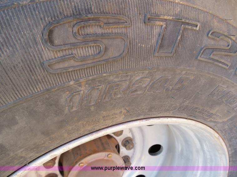 image for item B2297 2011 EXA 42' pneumatic dry bulk trailer