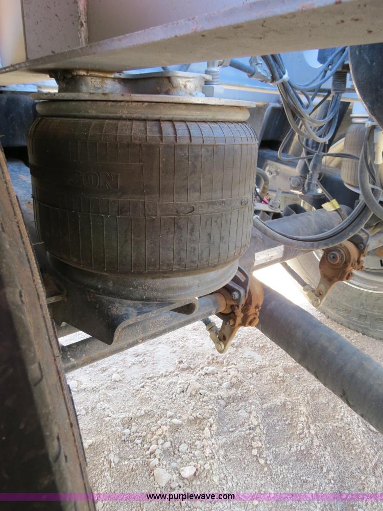 image for item B2297 2011 EXA 42' pneumatic dry bulk trailer