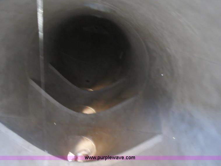 image for item B2298 1965 Fruehauf 40' aluminum pneumatic dry bulk trailer