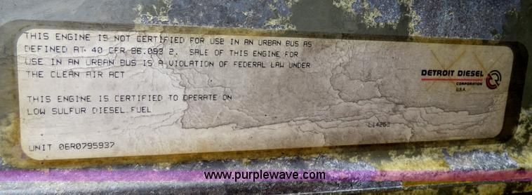 image for item B2299 2005 Freightliner Century Class S/T semi truck