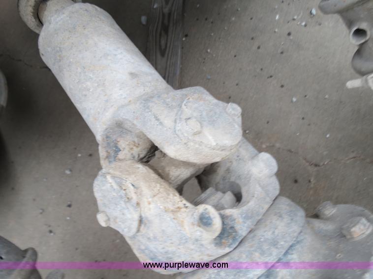 image for item B2317 2001 Freightliner FLD120 semi truck