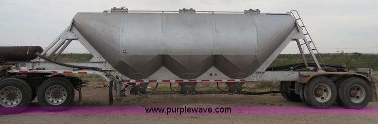 image for item B2352 1974 Fruehauf aluminum pneumatic dry bulk trailer