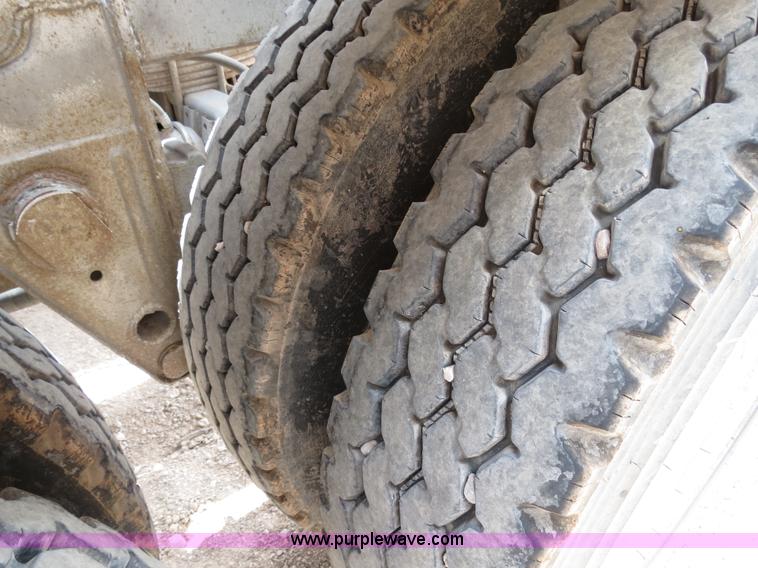 image for item B2352 1974 Fruehauf aluminum pneumatic dry bulk trailer