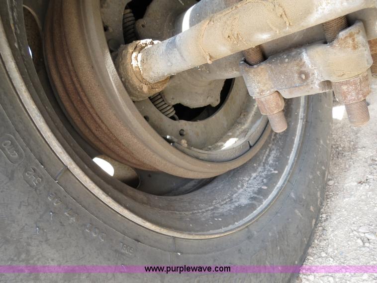 image for item B2352 1974 Fruehauf aluminum pneumatic dry bulk trailer