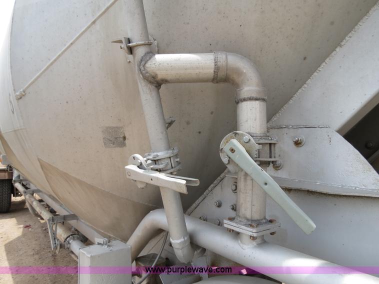 image for item B2352 1974 Fruehauf aluminum pneumatic dry bulk trailer